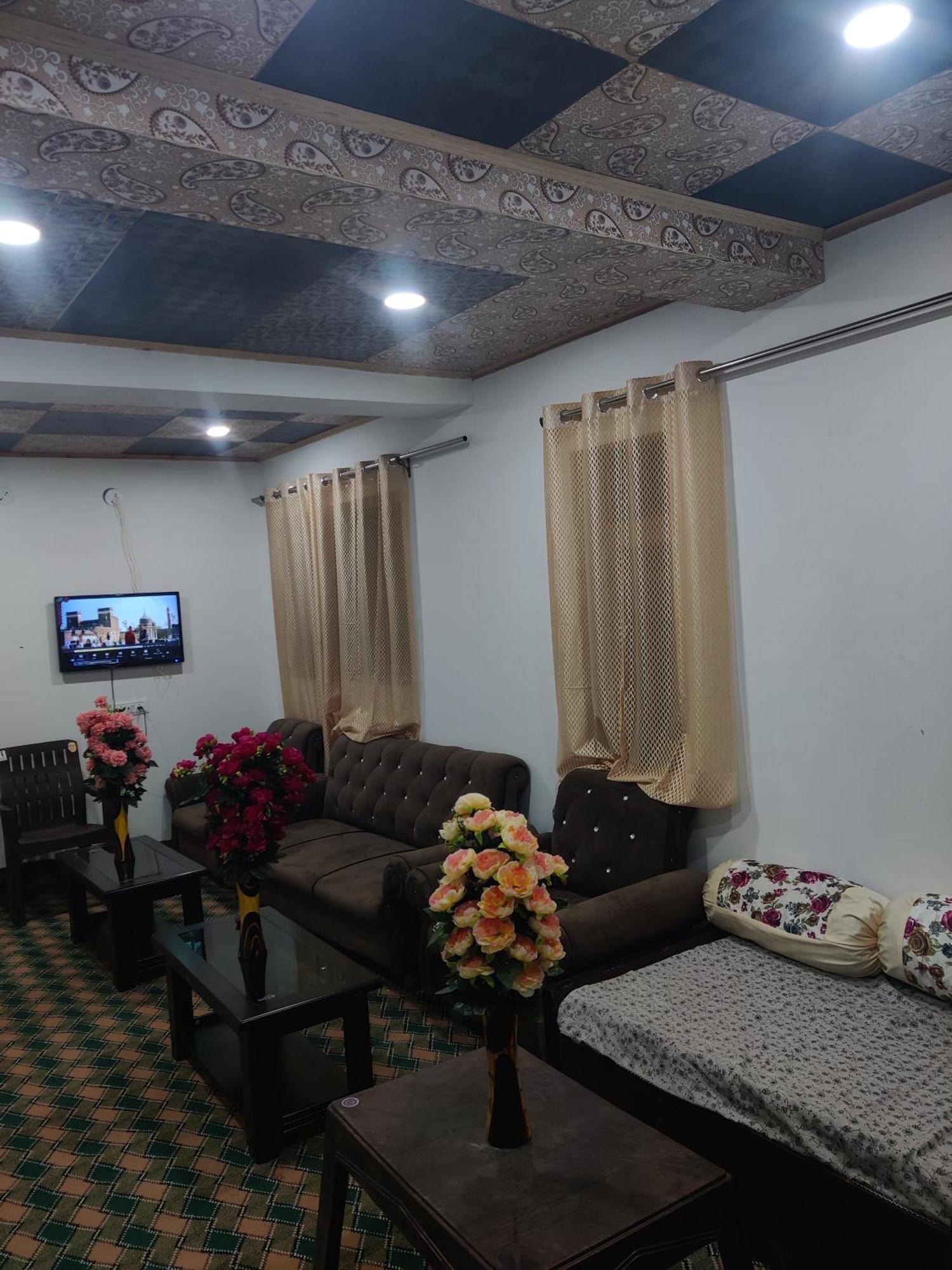 Konka Guest House Padam Kültér fotó